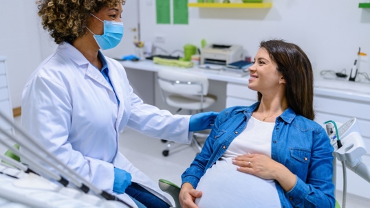 Pregnant woman at dentist